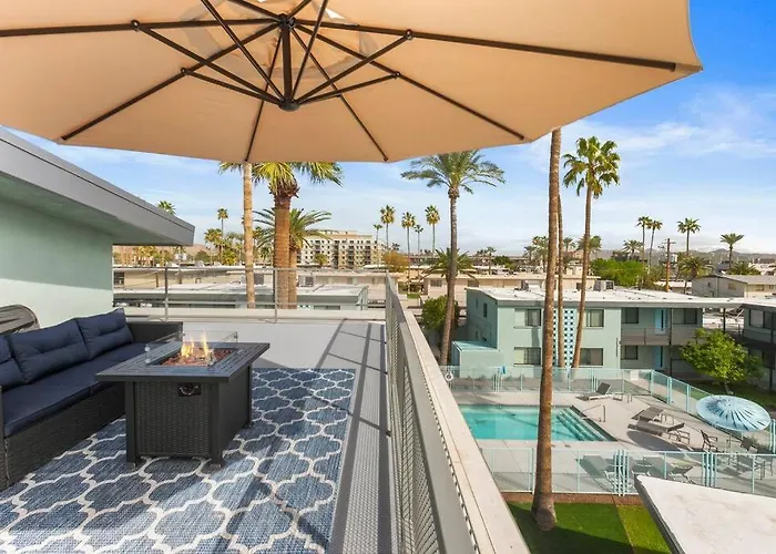 Oldtown Micro Pool View